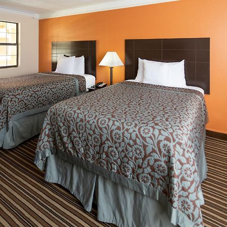 Days Inn By Wyndham Jacksonville Baymeadows Ngoại thất bức ảnh
