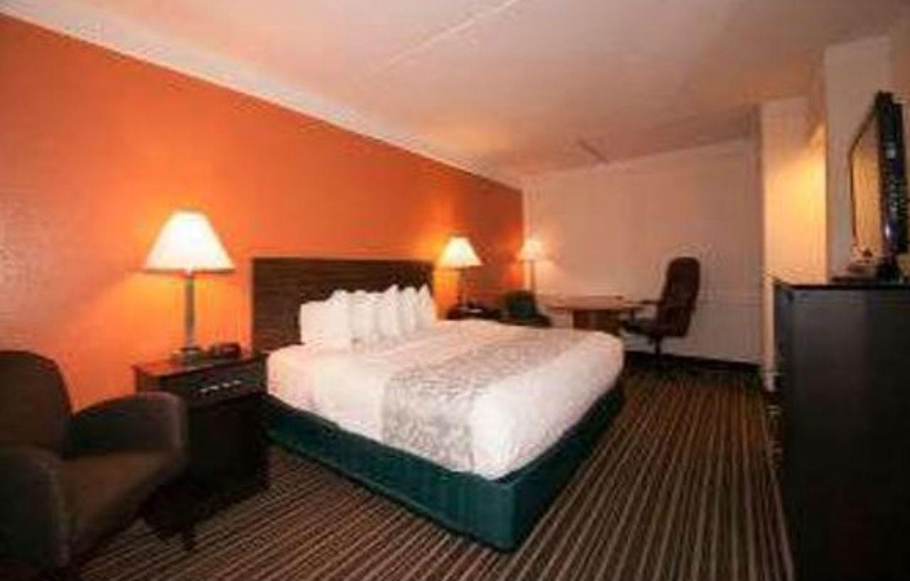 Days Inn By Wyndham Jacksonville Baymeadows Ngoại thất bức ảnh